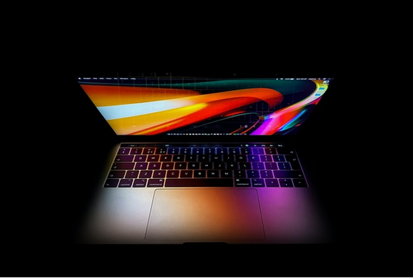 Apple MacBook