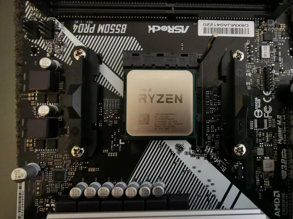AMD Ryzen 5 3600 on ASRock B550 Pro 4 motherboard